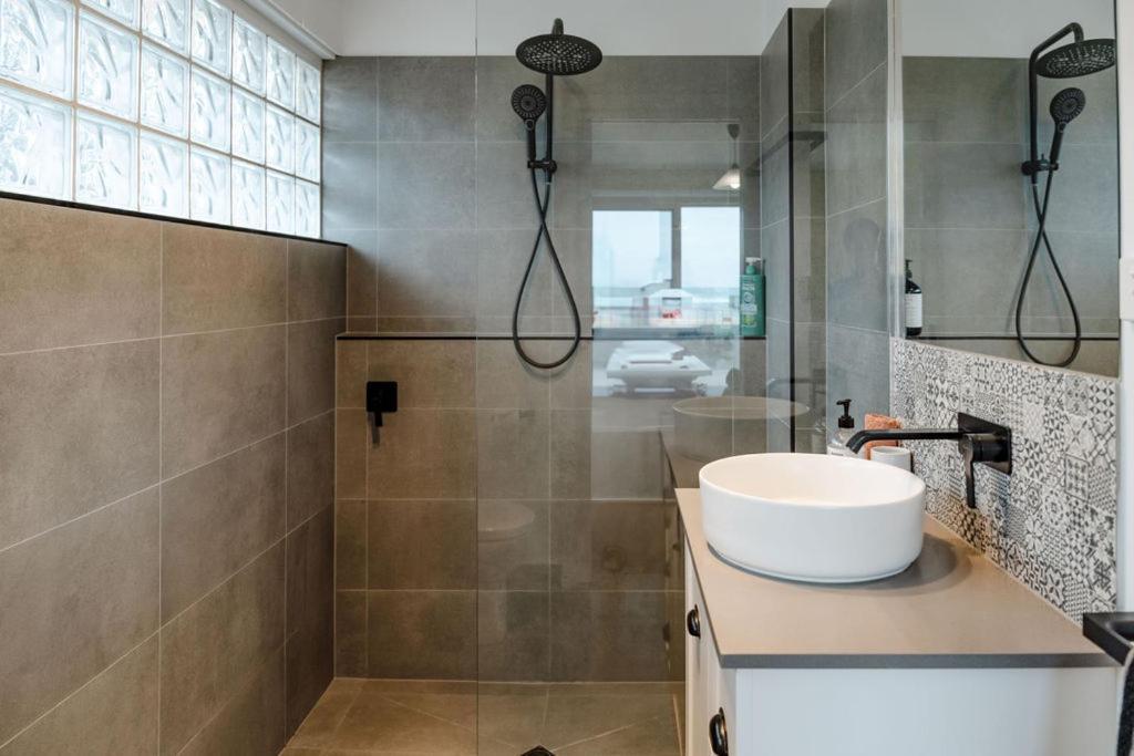 Bayview No 1 Apartment Порт Кембъл Екстериор снимка